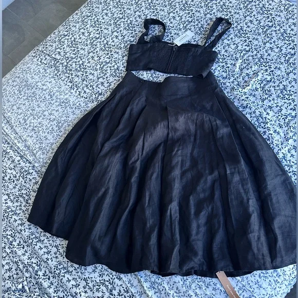 Reformation Santana Linen Set Size 10 - Picture 6 of 10